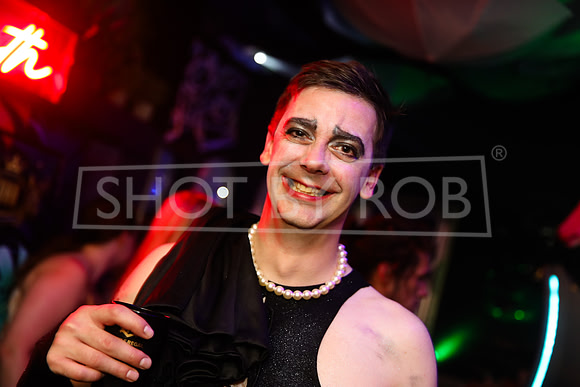 SHOT_BY_ROB-9005