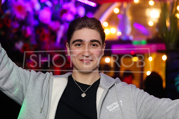 SHOT_BY_ROB-1429