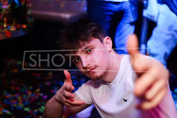 SHOT_BY_ROB-7987