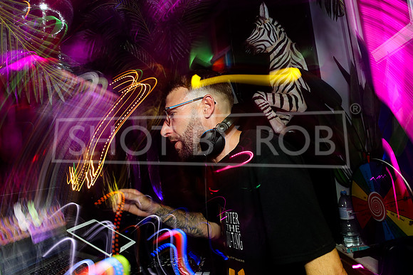SHOT_BY_ROB-2084