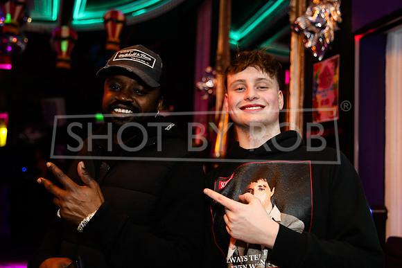 SHOT_BY_ROB-2782
