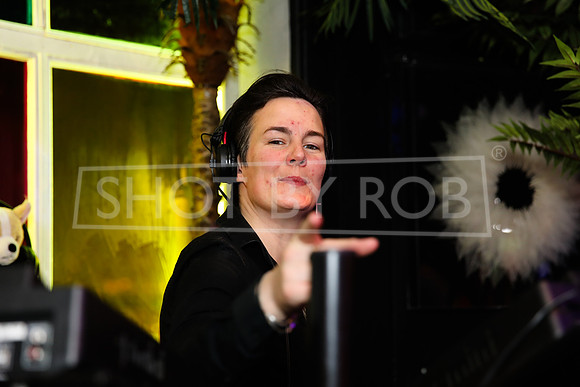 SHOT_BY_ROB-4478