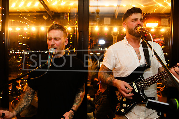 SHOT_BY_ROB-4340