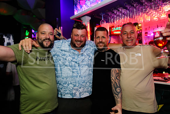 SHOT_BY_ROB-0900