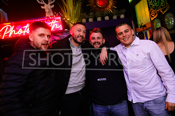 SHOT_BY_ROB-4883