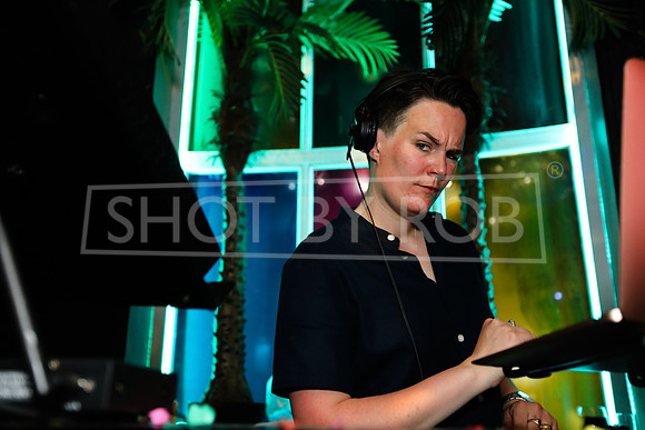 SHOT_BY_ROB-7116