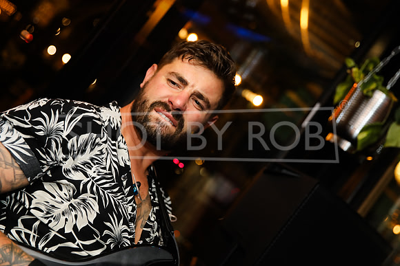 SHOT_BY_ROB-4694