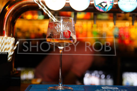 SHOT_BY_ROB-4061