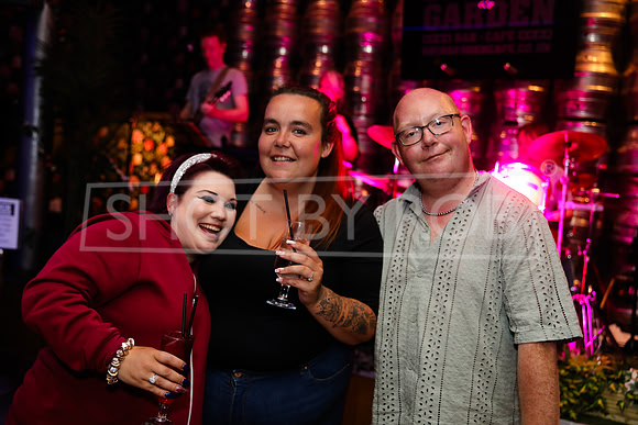 SHOT_BY_ROB-6885