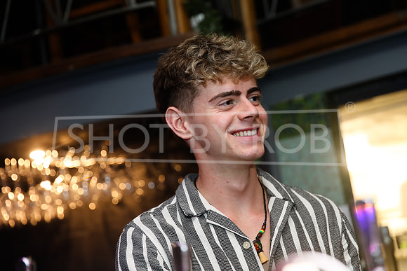 SHOT_BY_ROB-6989
