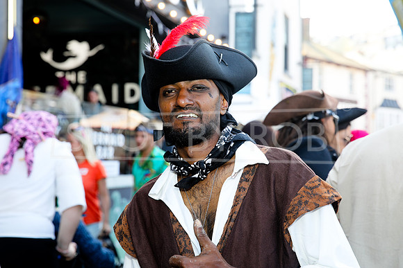 SHOT_BY_ROB-1866