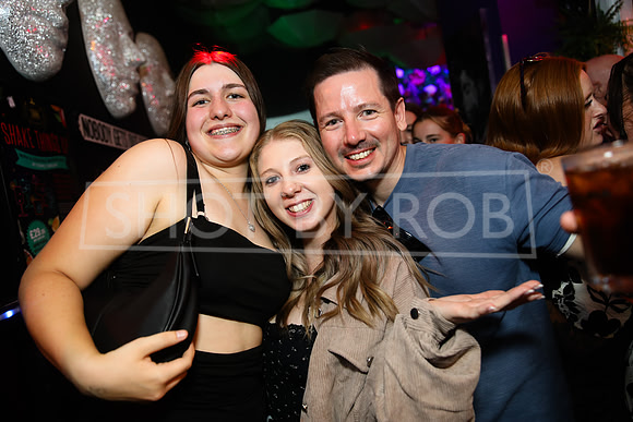 SHOT_BY_ROB-8050