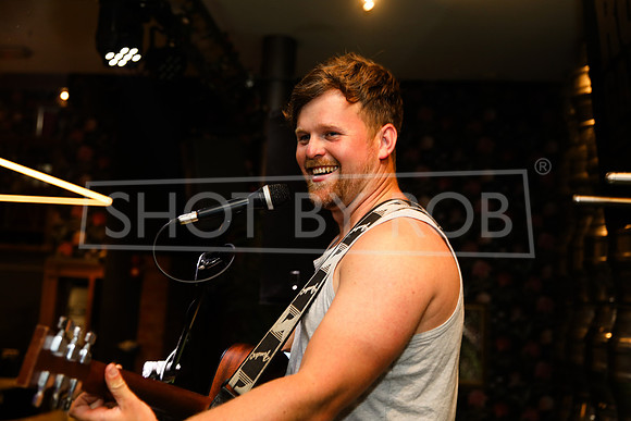 SHOT_BY_ROB-3498
