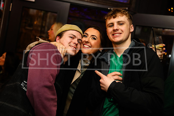 SHOT_BY_ROB-1204