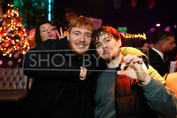 SHOT_BY_ROB-1772