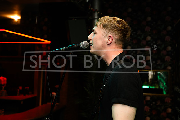 SHOT_BY_ROB-9821
