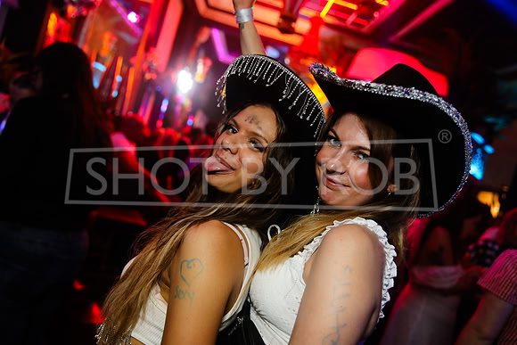 SHOT_BY_ROB-2787