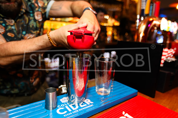 SHOT_BY_ROB-7721
