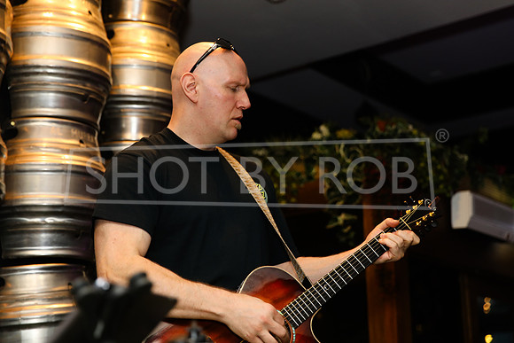 SHOT_BY_ROB-7884