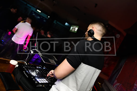 SHOT_BY_ROB-2117