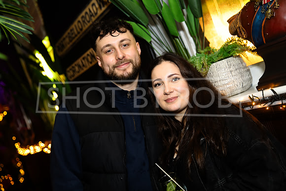 SHOT_BY_ROB-1607
